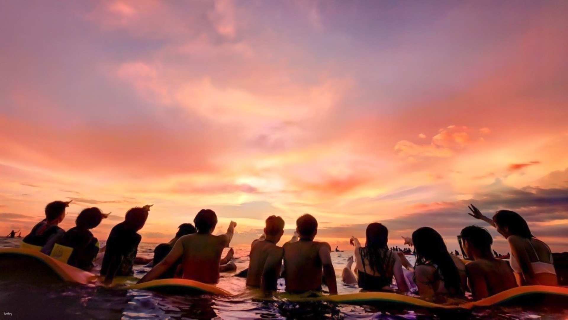 屏東 小琉球 輕旅泡泡潛水度假中心 Sup 海上魔毯二合一 享免費空拍 Gopro 隨拍 雄獅旅遊