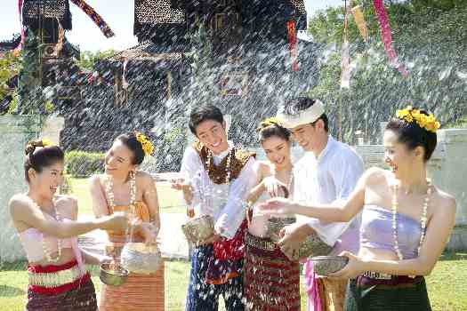 (圖)潑水主題派對5日