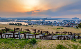 城山日出峰