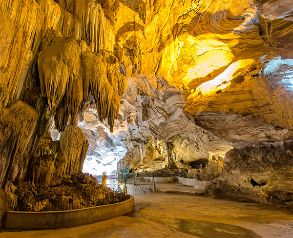 馬來西亞旅遊 怡保霹靂洞